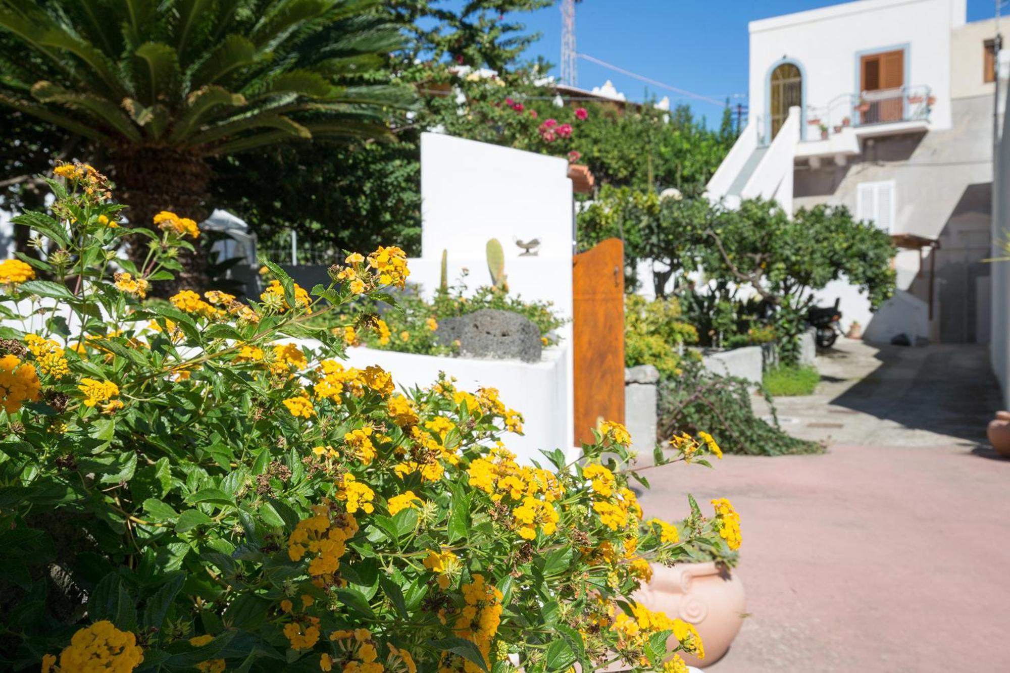 Villa Agrumeto Lipari  Eksteriør billede